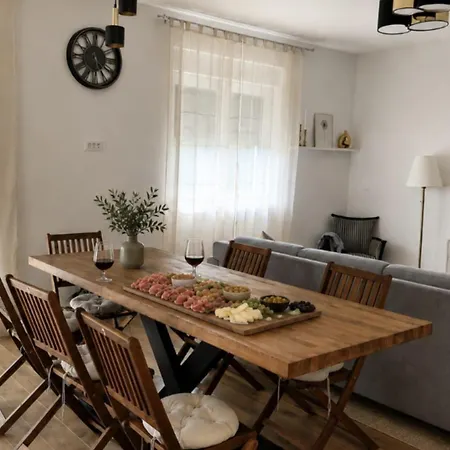Cvita Villa Drniš